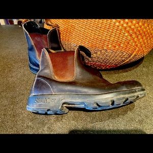 Brown #500 blundstones W7.5